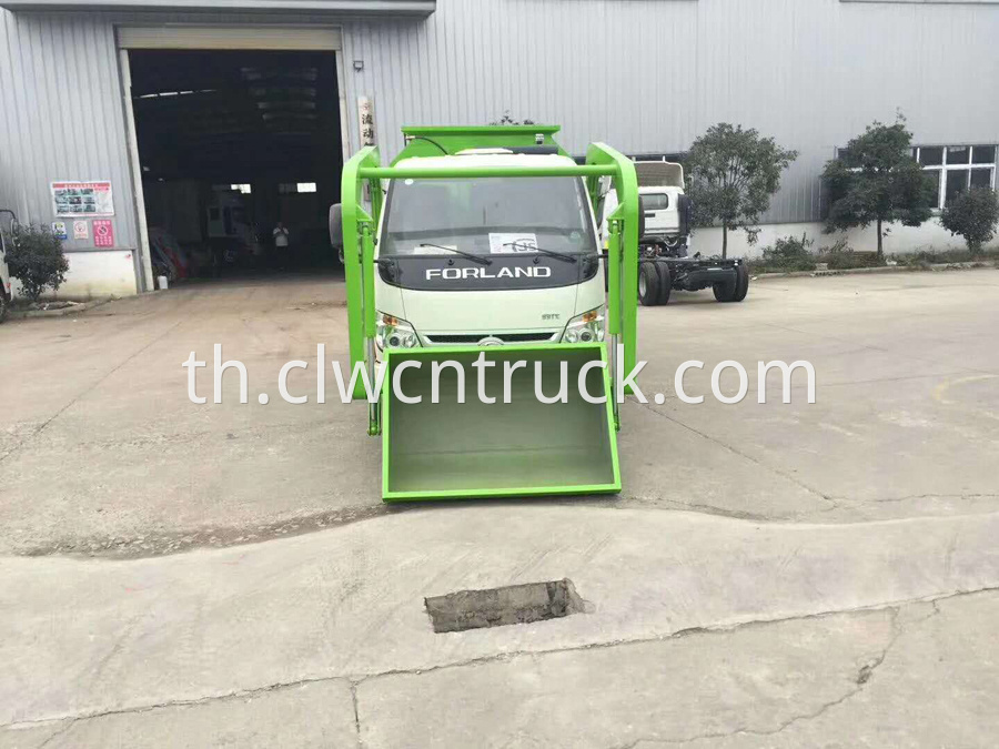 self loader garbage truck 2